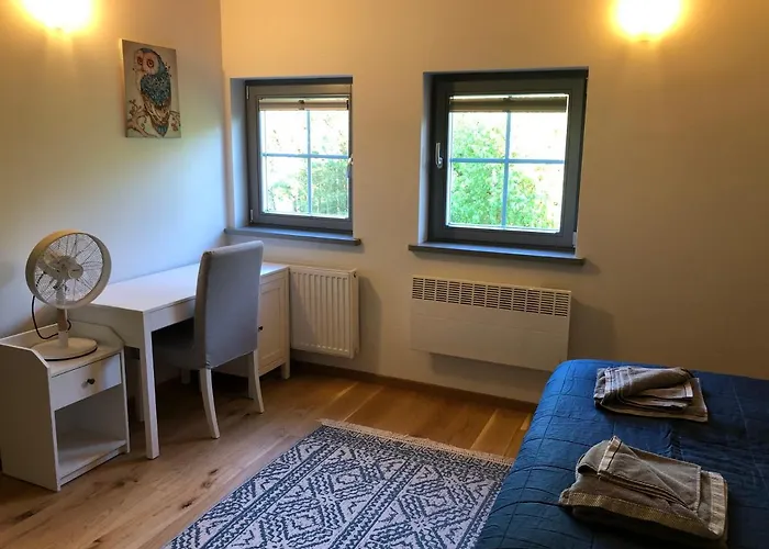 Semesterbostad Dom Na Brzozowej Golubie